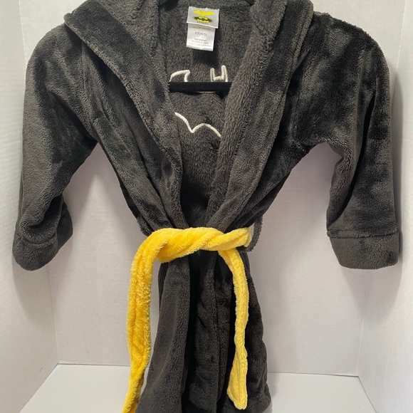 Komar Kids Batman XS (4/5) Robe Black Gold Polyester Pile Hooded Tie Belt - Picture 6 of 8